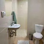 Essentia - Vinarsky Domcek S Vonkajsou Virivkou Apartment *