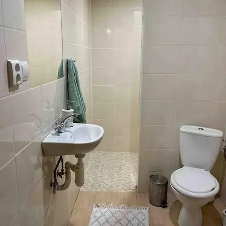 Essentia - Vinarsky Domcek S Vonkajsou Virivkou Apartment *