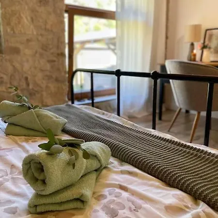 Apartment Essentia - Vinarsky Domcek S Vonkajsou Virivkou *