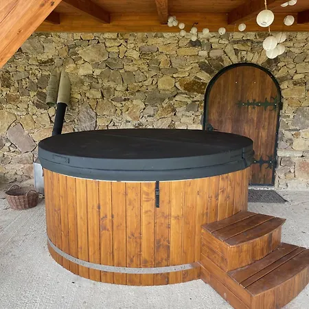 Apartment Essentia - Vinarsky Domcek S Vonkajsou Virivkou *